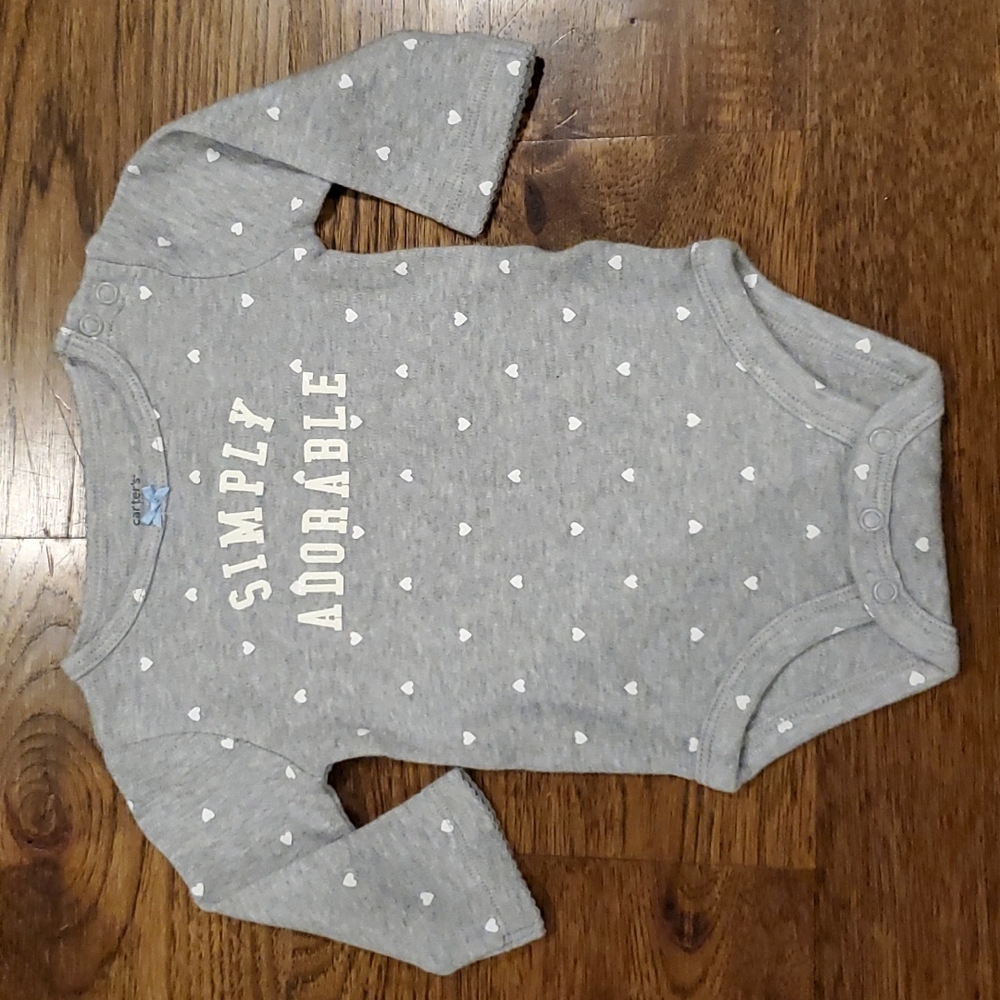Girls Carter's gray with hearts long sleeve bodysuit size 6M